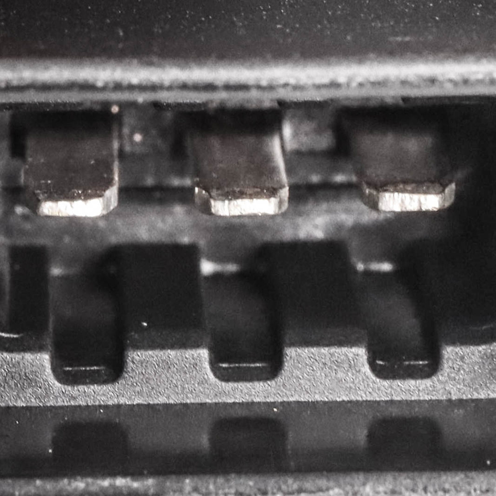 TRQ Camshaft Position Sensor Compatible with Chrysler Dodge Freightliner Mercedes-Benz Porsche