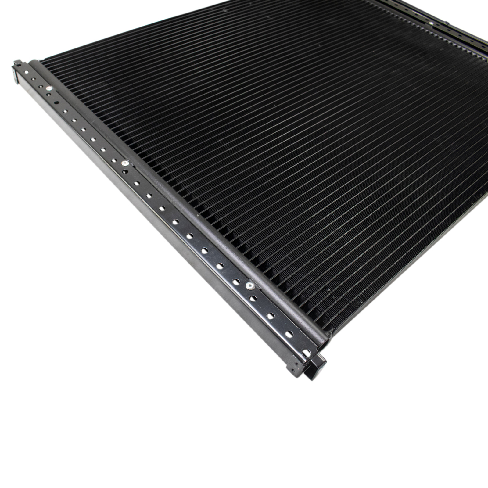 TRQ Air Conditioning A/C Condenser Compatible with 2000-2005 Ford Excursion 1999-2007 F-250/F-350/F-450 Super Duty F-550 Super Duty F53 FO3030137