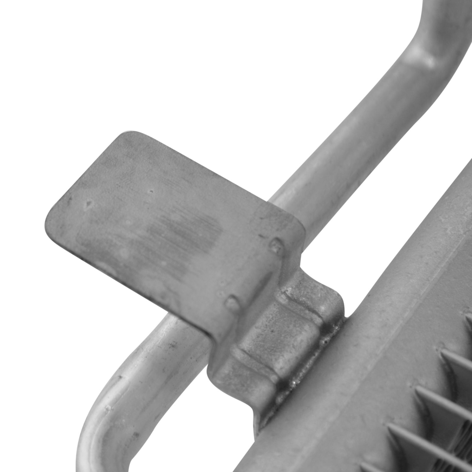 TRQ Air Conditioning A/C Condenser Compatible with 2005 Buick LaCrosse 2004-2005 Chevrolet Impala Monte Carlo Pontiac Grand Prix GM3030254