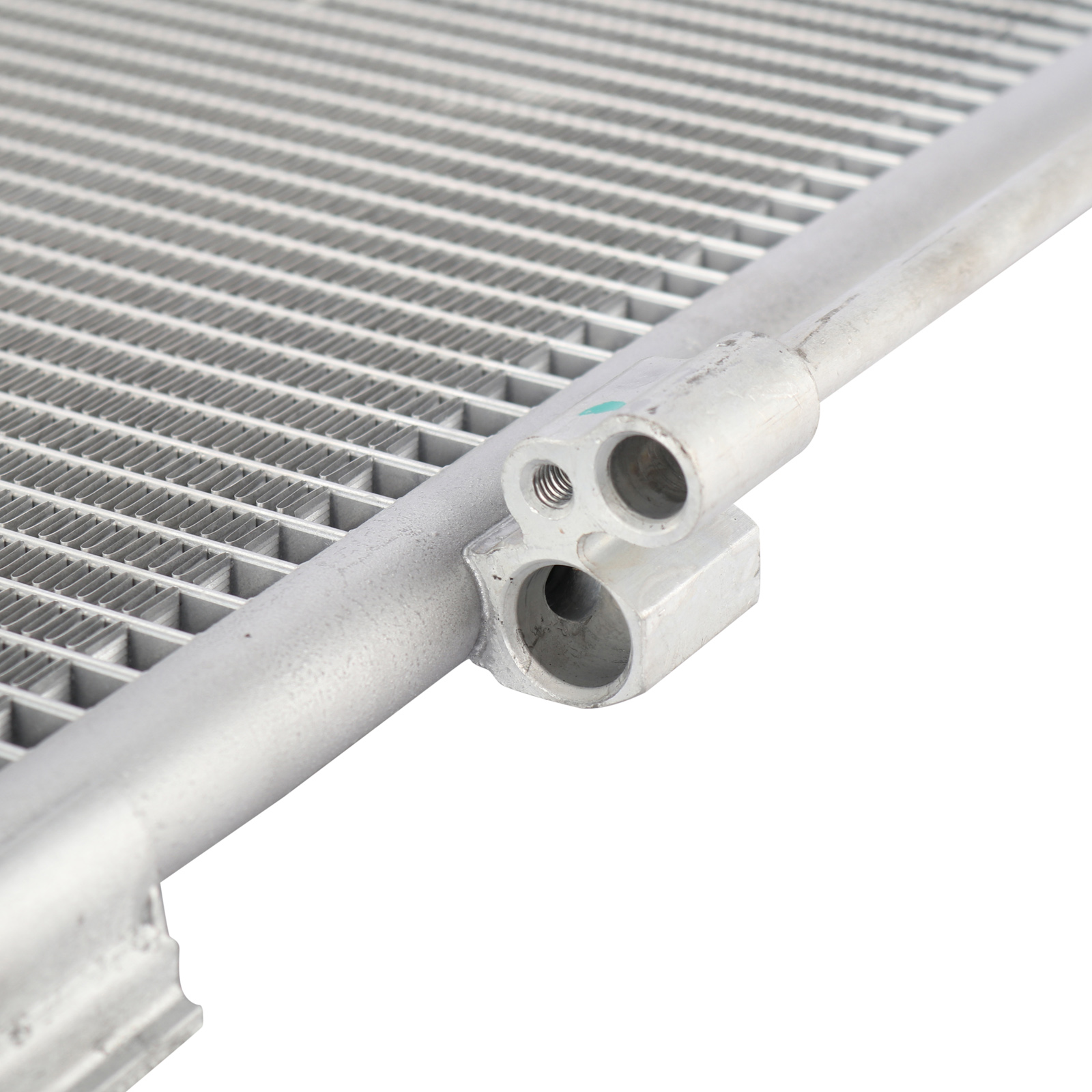TRQ A/C Condenser Parallel Flow Aluminum for 2009-2014 Nissan Murano 2011-2017 Quest