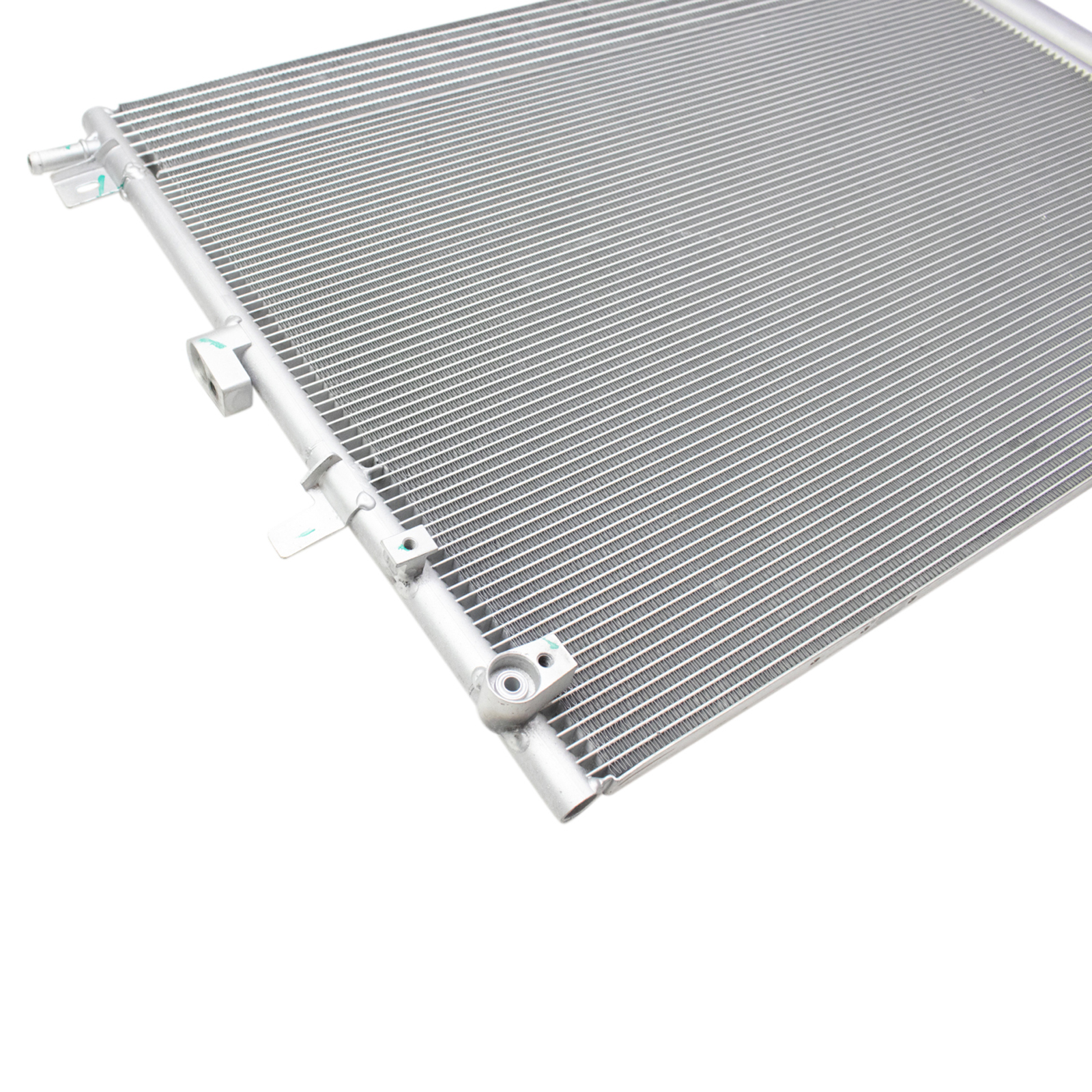TRQ Air Conditioning A/C Condenser Compatible with 2015-2018 Ford Edge 2016-2018 Lincoln MKX
