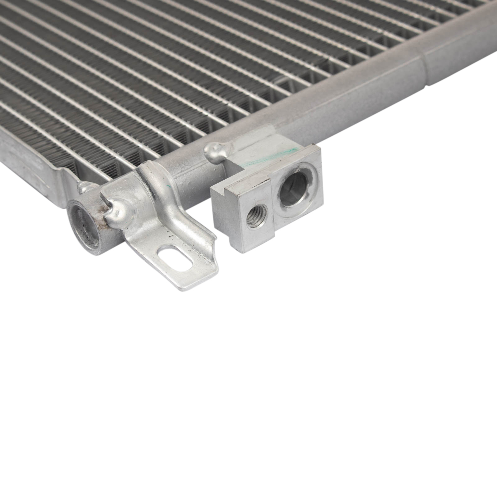 TRQ A/C Condenser & Receiver Drier Assembly for 20-26 Buick Encore GX 21-26 Chevrolet Trailblazer