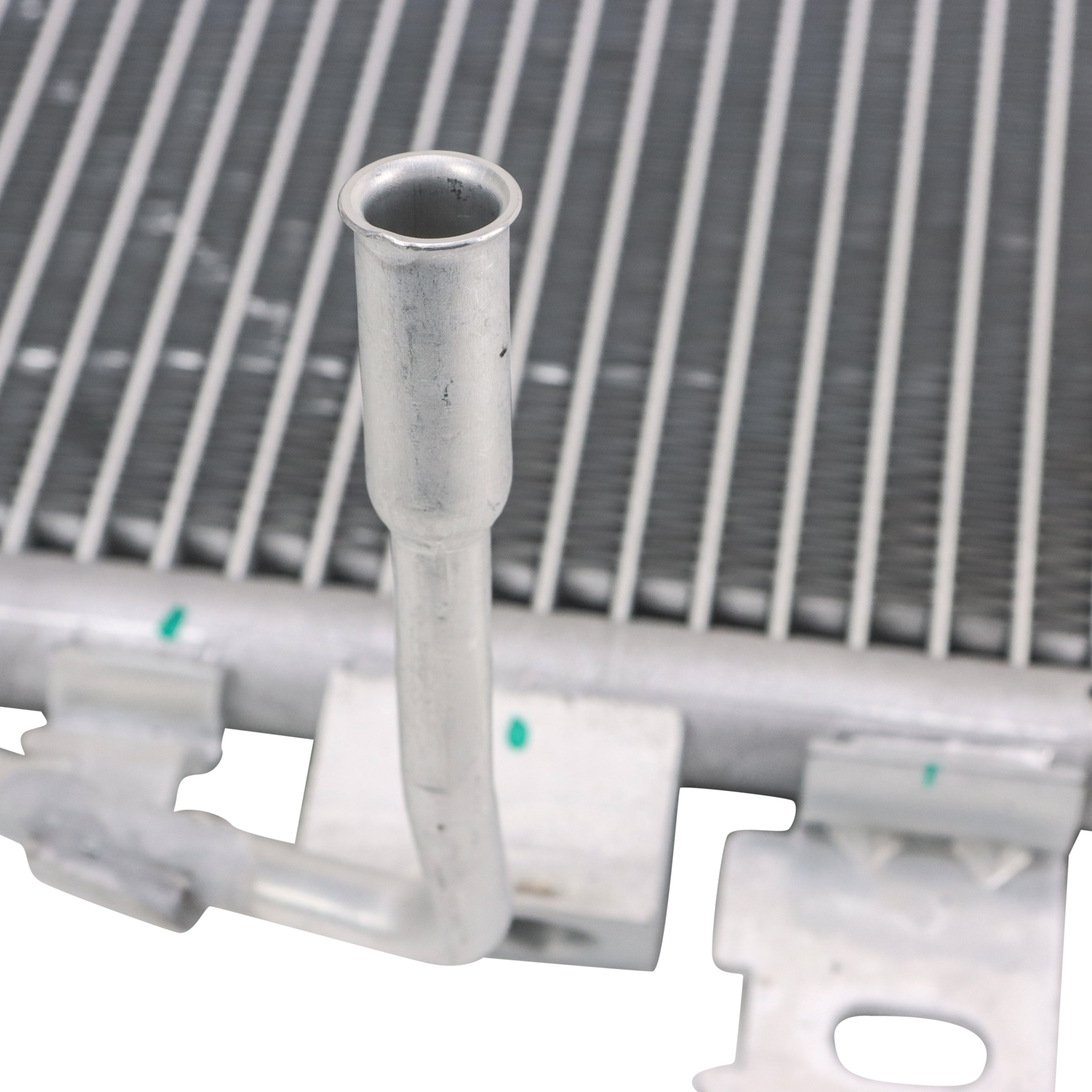 TRQ Air Conditioning A/C Condenser Compatible with 2007-2011 Dodge Nitro 2008-2012 Jeep Liberty