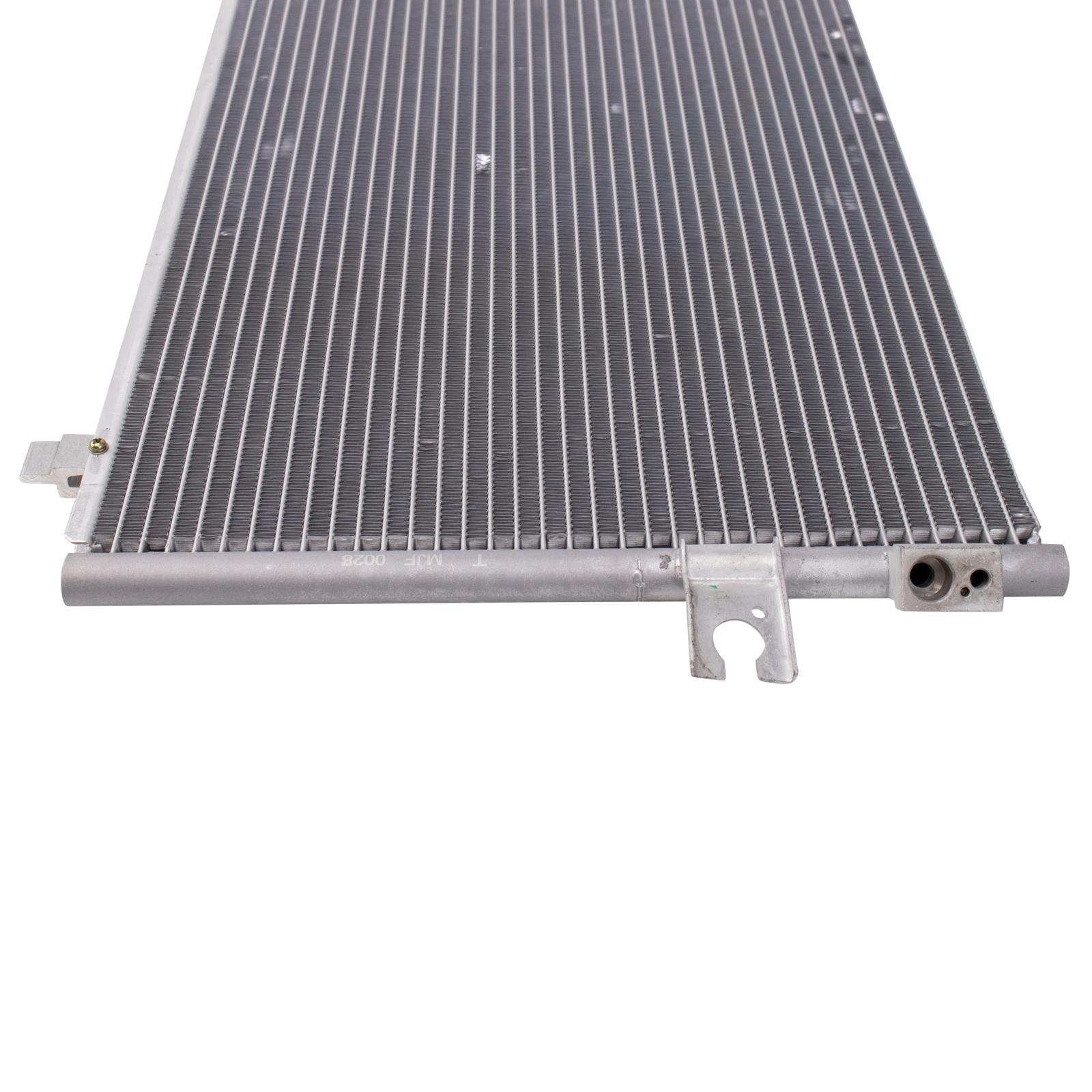 TRQ Air Conditioning A/C Condenser Compatible with 1996-1998 Infiniti I30 1997-1998 Nissan Maxima