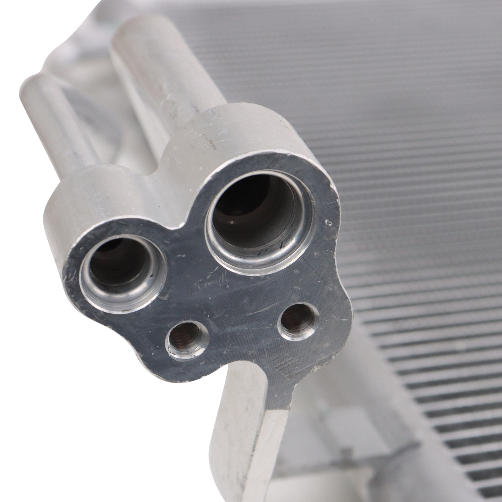 TRQ Air Conditioning A/C Condenser Compatible with 2015-2017 Hyundai Azera 2014 Sonata 2014-2016 Kia Cadenza 2014-2015 Optima