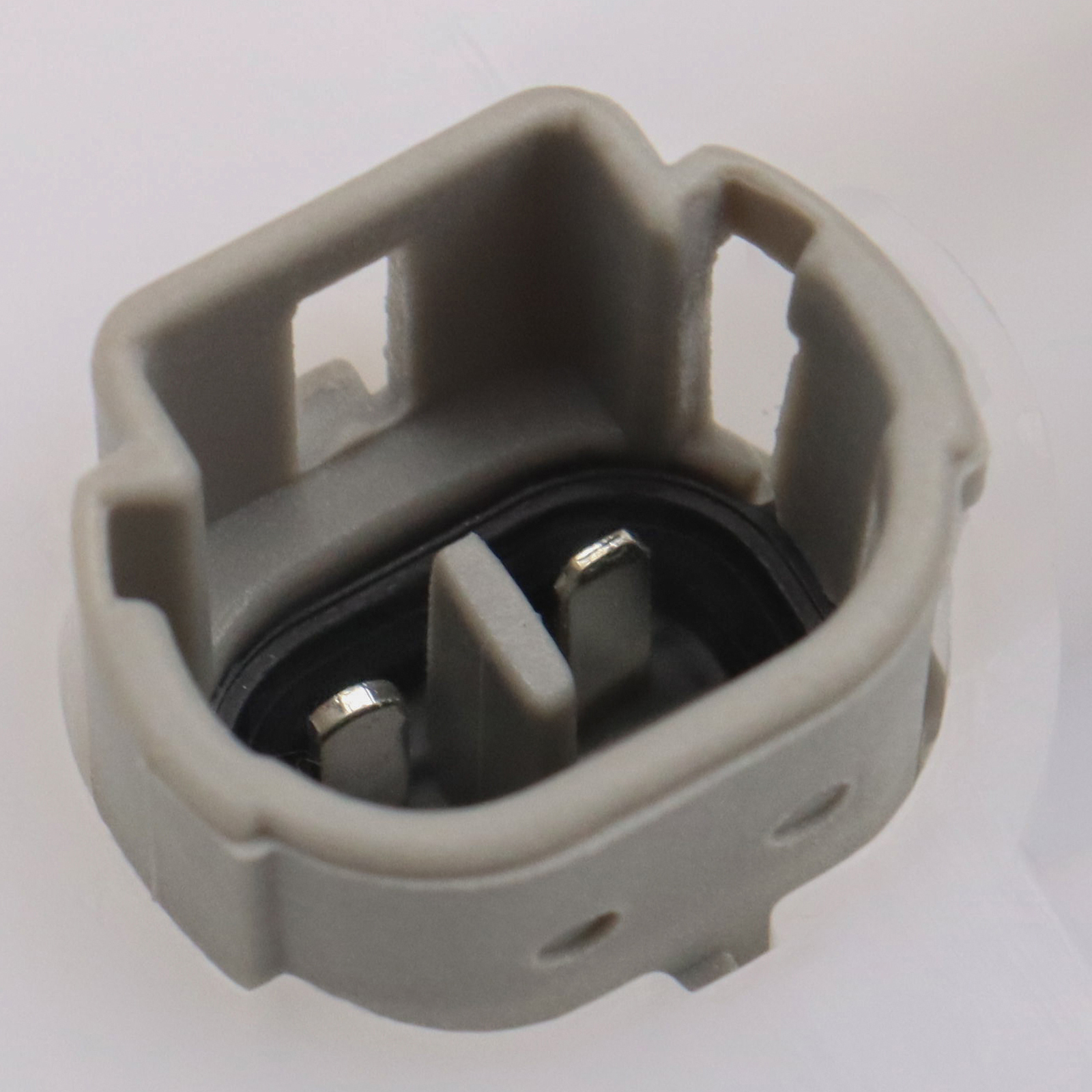 TRQ Brake Master Cylinder Compatible with 96-00 Toyota 4Runner