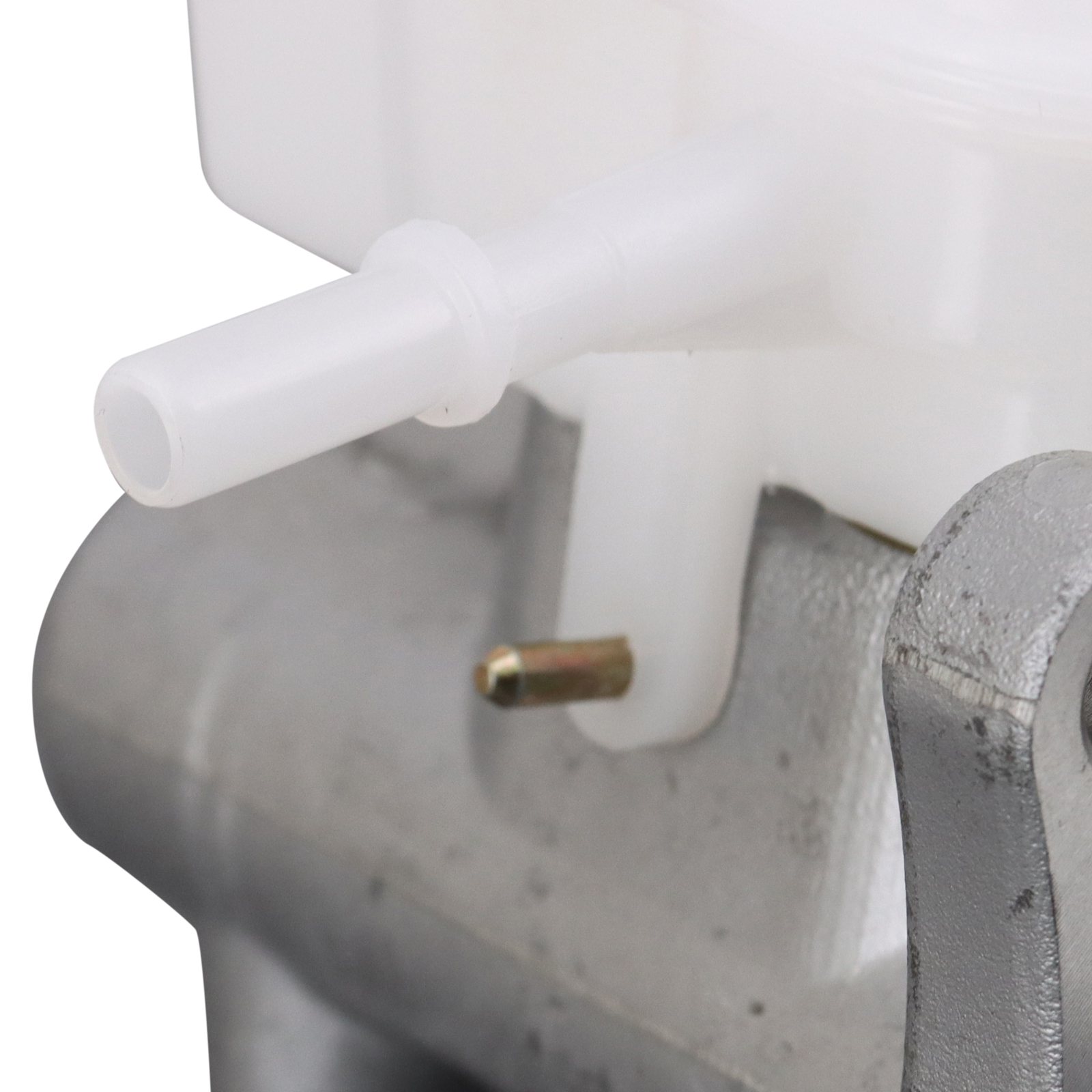 TRQ Brake Master Cylinder Compatible with 04-13 Mazda 3