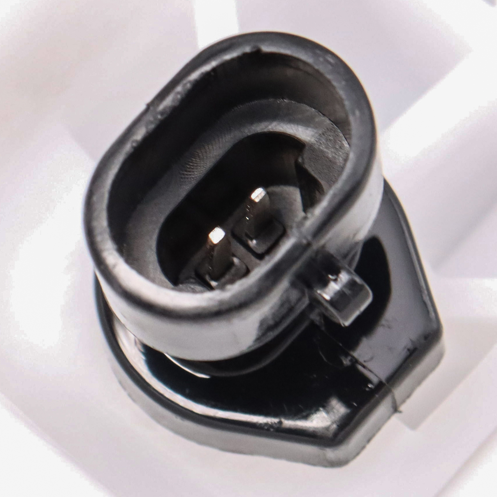 TRQ Brake Master Cylinder Compatible with 07 Aura 05-06 G6 04-08 Malibu