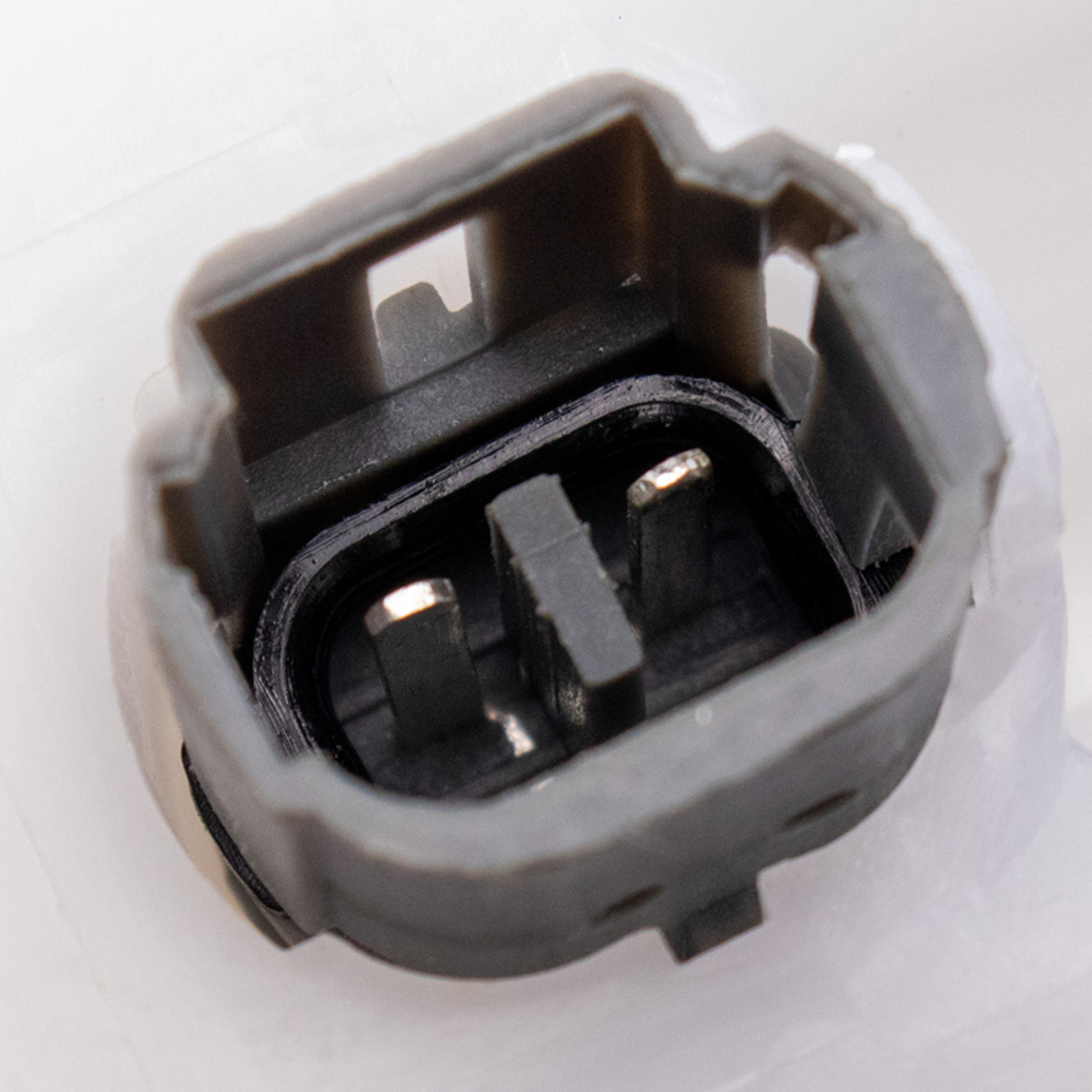TRQ Brake Master Cylinder Compatible with 1996-2000 Toyota 4Runner