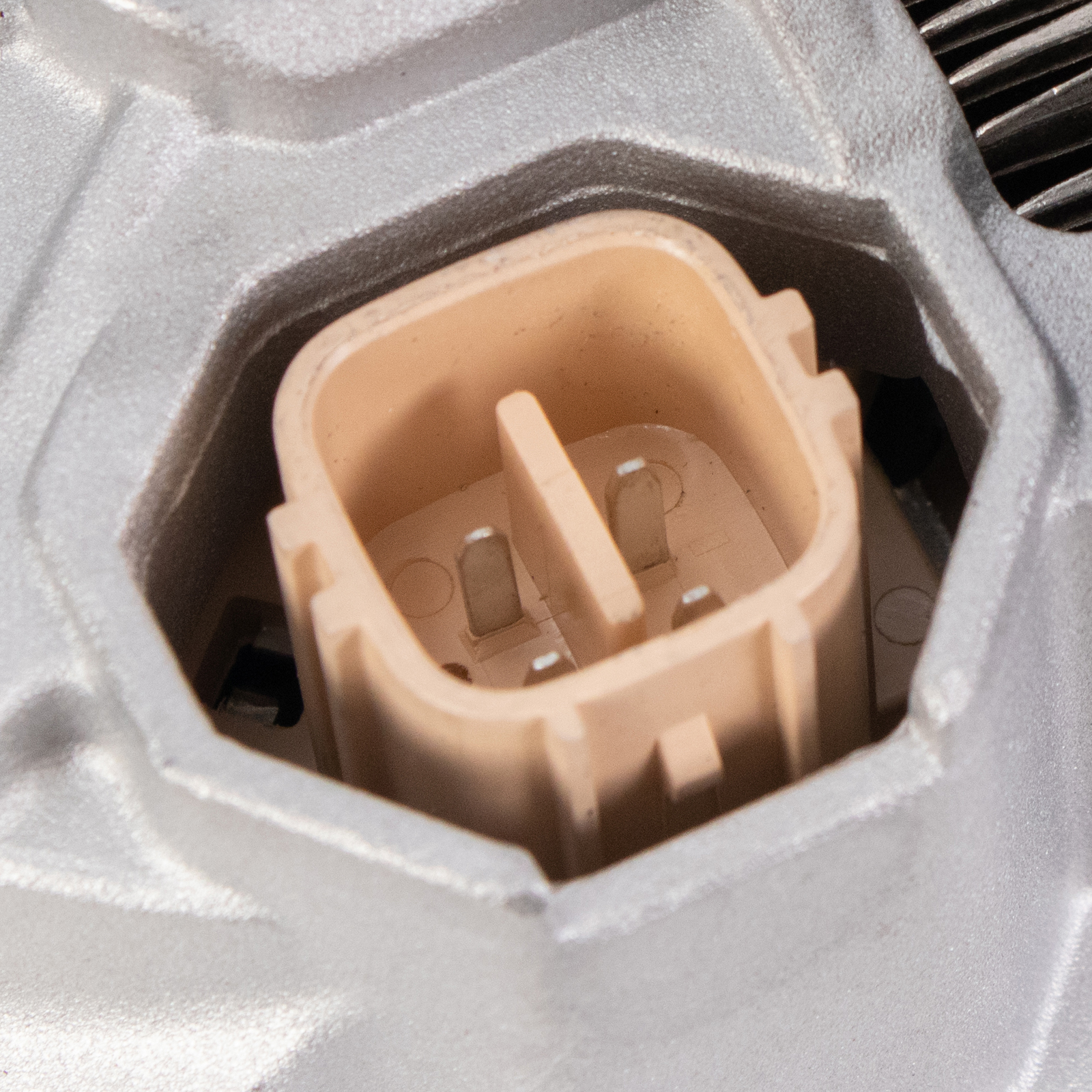 TRQ Alternator Compatible with 2007-2008 Honda Fit 11177
