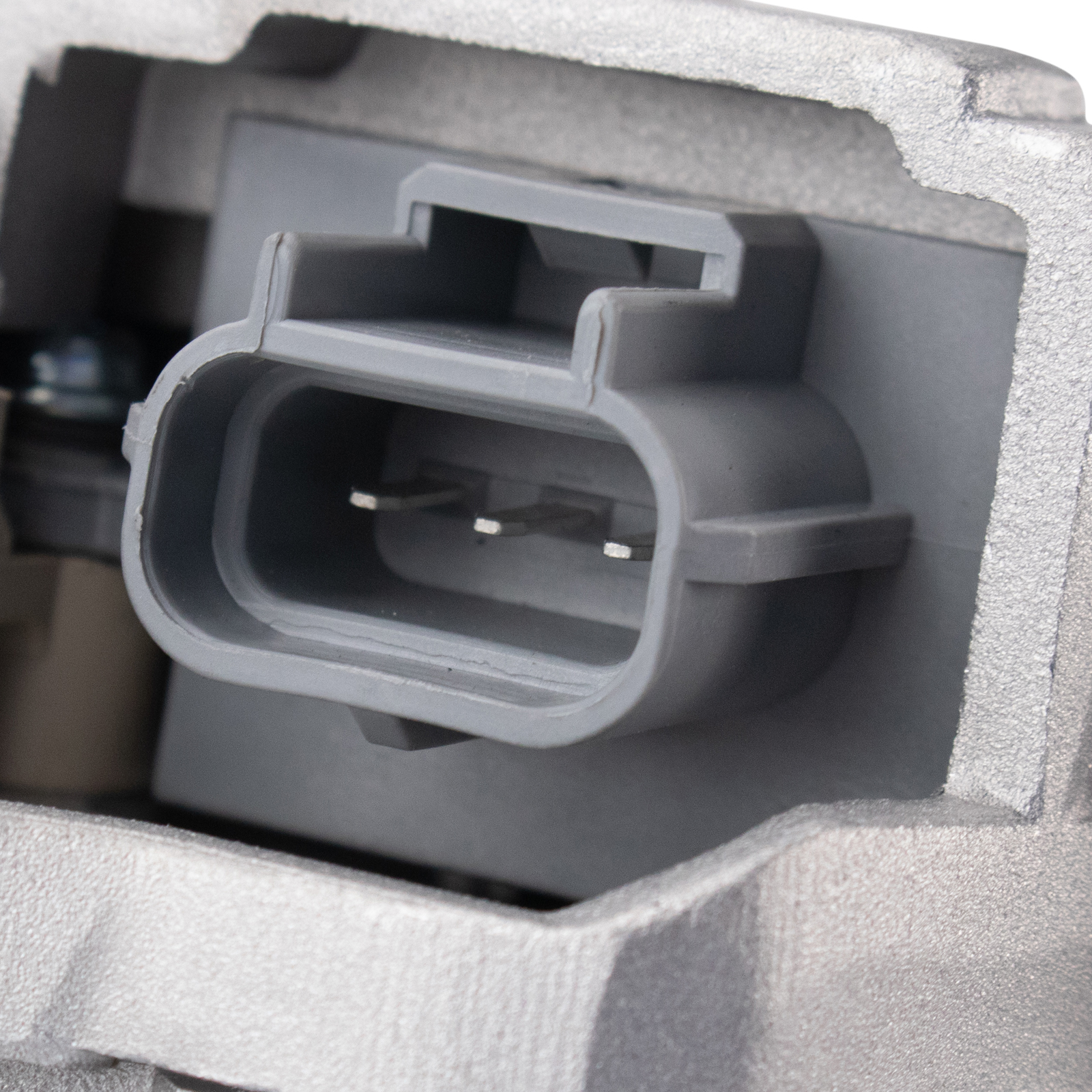 TRQ Alternator Compatible with 2004-2005 Ford E-350 Club Wagon 2004-2010 E-350 Super Duty 2004-2008 E-450 Super Duty Excursion F-250 F-350 F-450 F-550