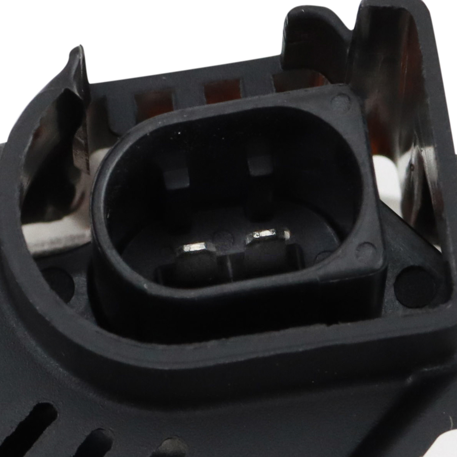 TRQ Alternator Compatible with 2011-2020 Mercedes-Benz