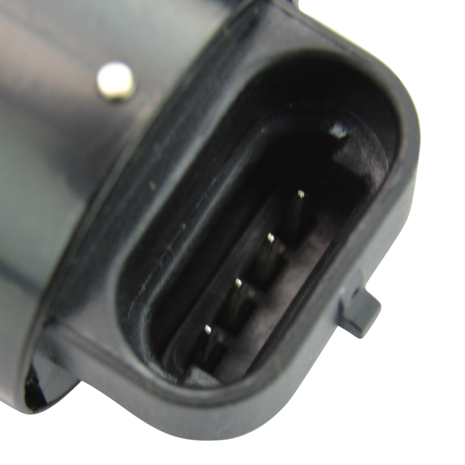 TRQ Idle Air Control Valve Compatible with Jeep Cherokee Grand Wrangler Land Rover Discovery