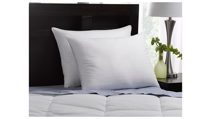 JUMBO-PILLOWS-detail1.jpg?1386087783