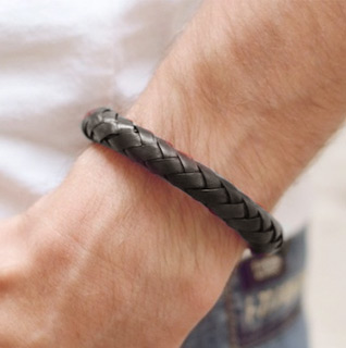 leather-brace-thumb_26356_0_24390_0_3502