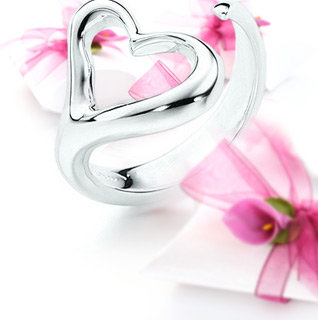 heart-ring.jpg?1398011995