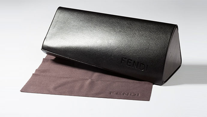 FENDI-LG-TWIST_2__8557_0_11520_0_26172_0