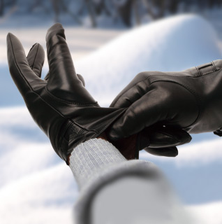 gloves-thumb_3801_0_1784_0_24685_0_21104