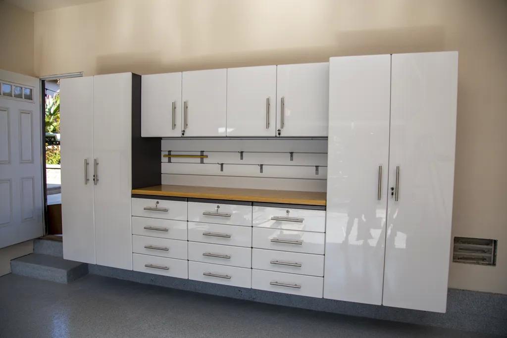 Revamp Your Garage with Our Renovation Services in Belleair Bluffs