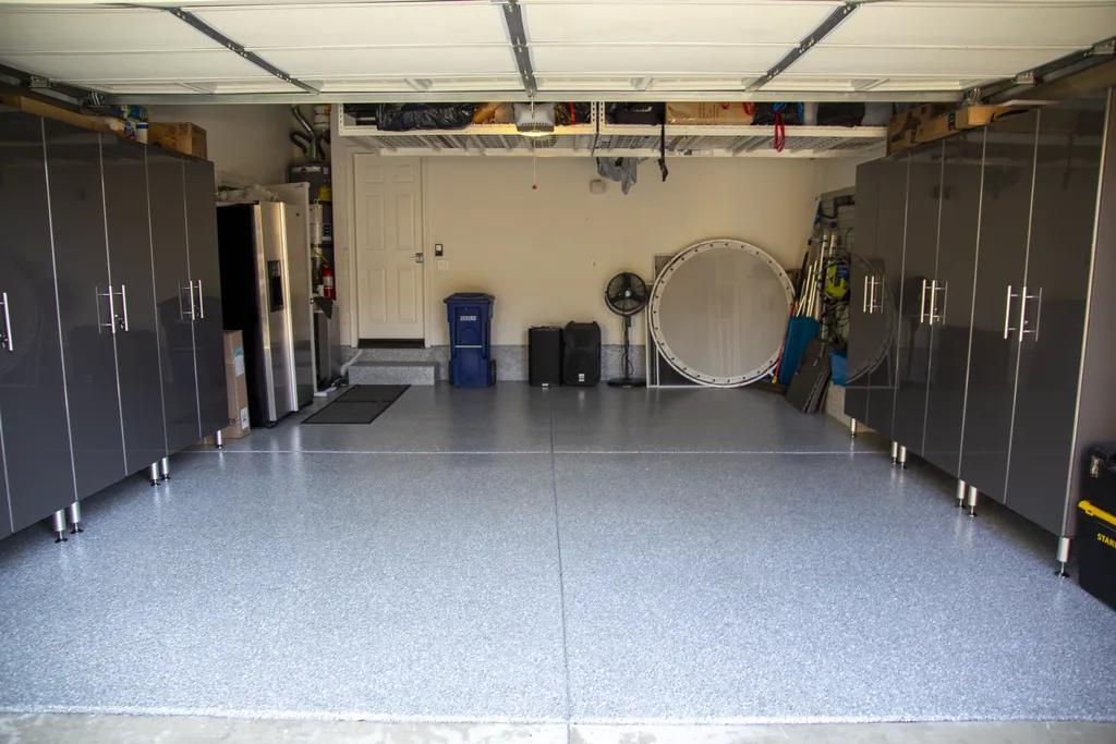 Transform Your Space: Garage Makeover in Ruskin, FL