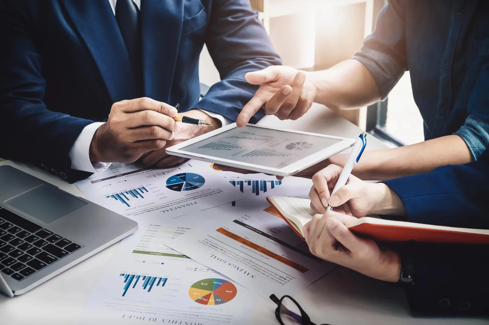 Connecting Homeowners with Essential Services