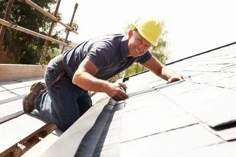 Saunders Park’s Top Roofers Just a Stone’s Throw Away