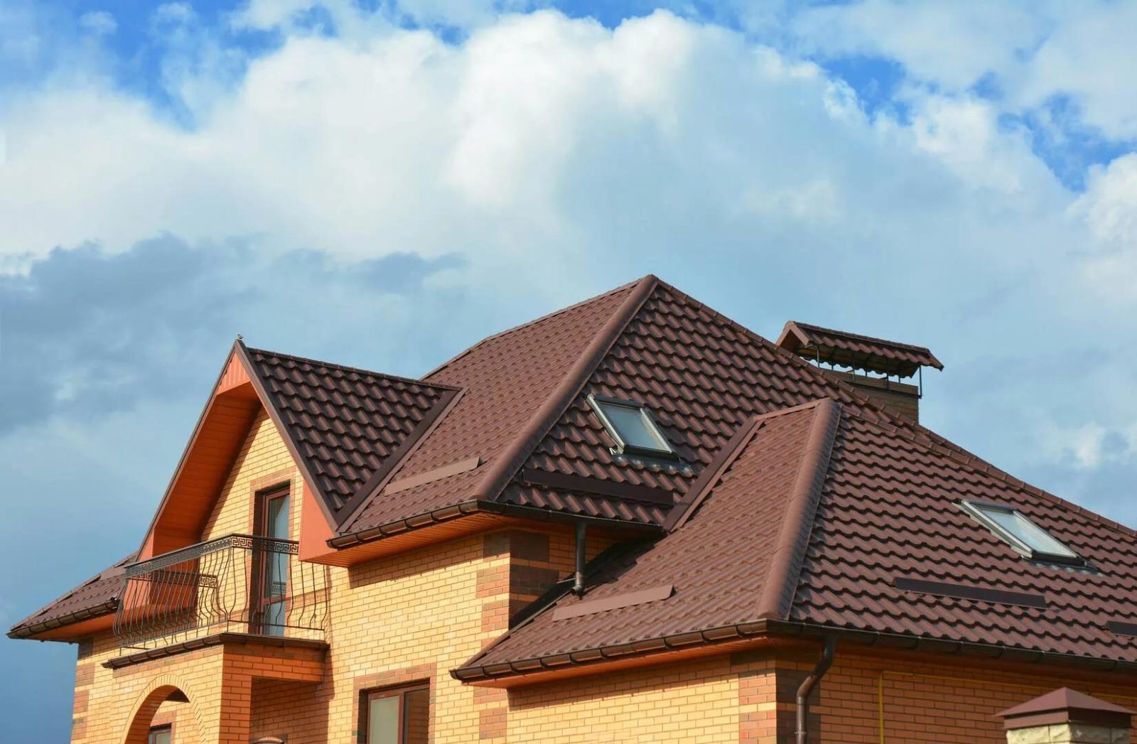 Finding Reliable Amish Roofers in Your Area