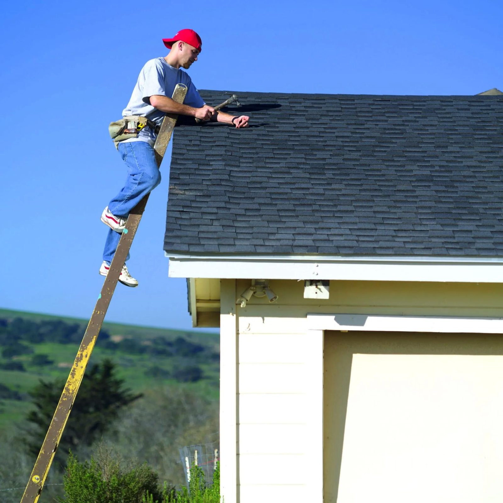 Mending the Skyline: Roof Repair Services in Beautiful Moorestown, NJ
