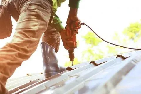 Making a Strong Statement: The Benefits of Steel Roofs for Homes