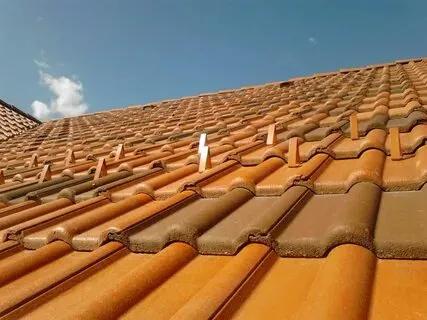 Locate Top Roofer Near 19244 for Quality Services