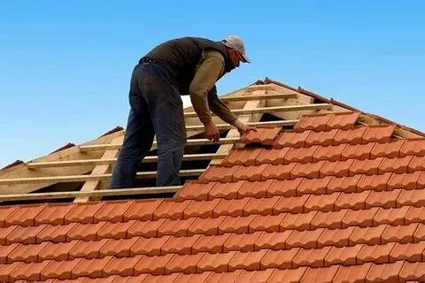 Top Roofing Professionals Near 19138