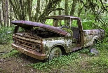 Quick Guide to Selling Your Junk Car in Waukegan, IL