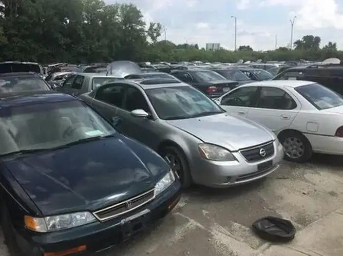 Get Cash for Your Old Car in Aurora