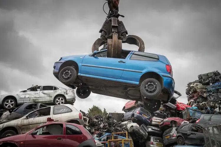 Get Cash for Your Old Car: Selling Your Junk Vehicle in Springfield, IL