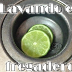 limpieza del fregadero de la cocina
