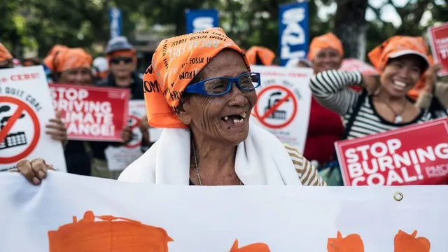 Break Free Cebu amplified the grassroots voices opposing the proposed Ludo coal thermal-powered plant, and of demanding justice for the affected communities in other coal plant sites in the province. Photo: Francesco Pistili/Greenpeace