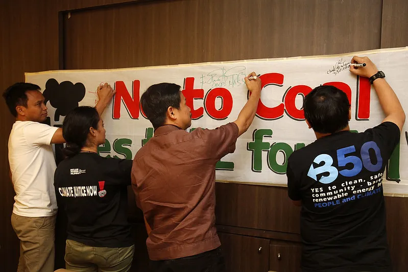 Representatives from the Pand other church, civil society organizations and local communities banded together in the launching of the National Petition for Renewable Energy.