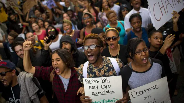 2-baltimore-freddie-gray-protest-baltimore.jpg