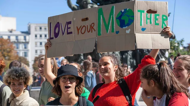 20190920_Global_Climate_Strike_Paris_DL__MG_9103-scaled.jpg