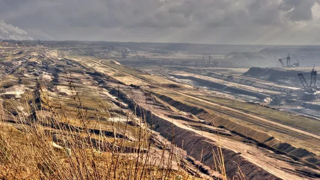 Brown coal surface mine of Garzweiler, Germany (credit: Bert Kaufmann)