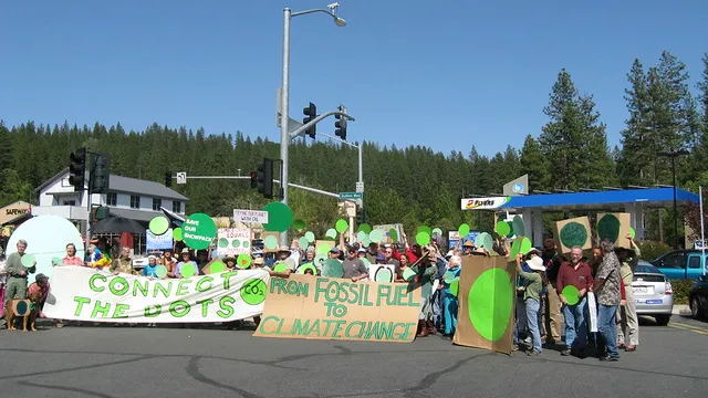 7146808347_1ab296f937_z.jpg