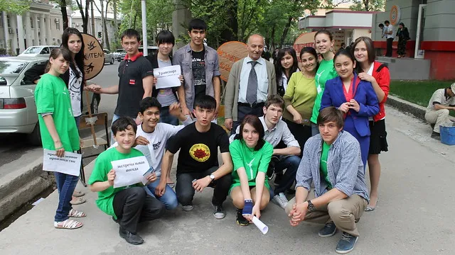 Volunteers in Dushanbe, Tajikistan