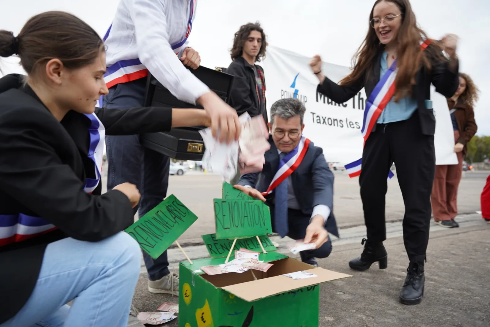 © Antoine Guibert/350.org