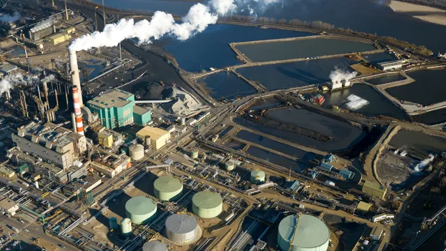 Overhead shot of a tar sands refinery