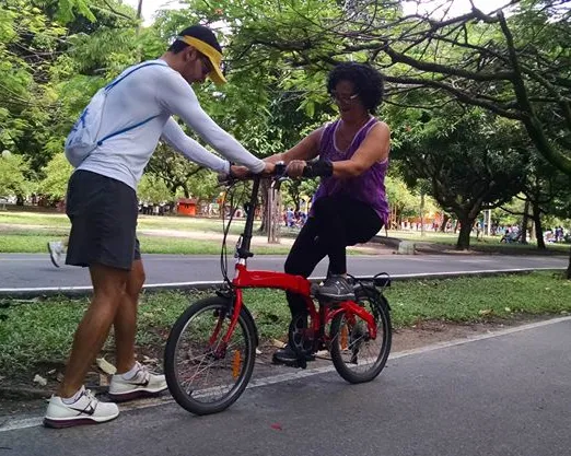 Bike Anjo incentiva o uso da bicicleta - mobilidade ativa versus combustíveis fósseis