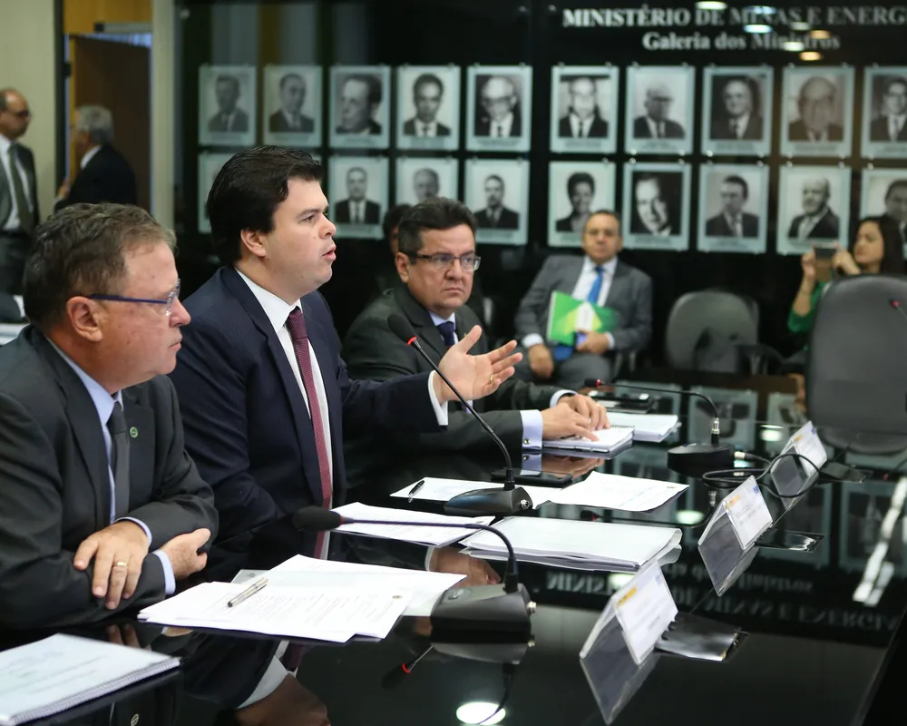 BRASÍLIA-DF, 08/06/2017. Mesa coordenadora: Wanderley Uchoa, Chefe de Gabinete do Ministro de Minas e Energia; Fernando Coelho Filho, Ministro de Minas e Energia e  Blairo Maggi, Ministro de Agricultura, Pecuária e Abastecimento. 34ª Reunião Ordinária do 
