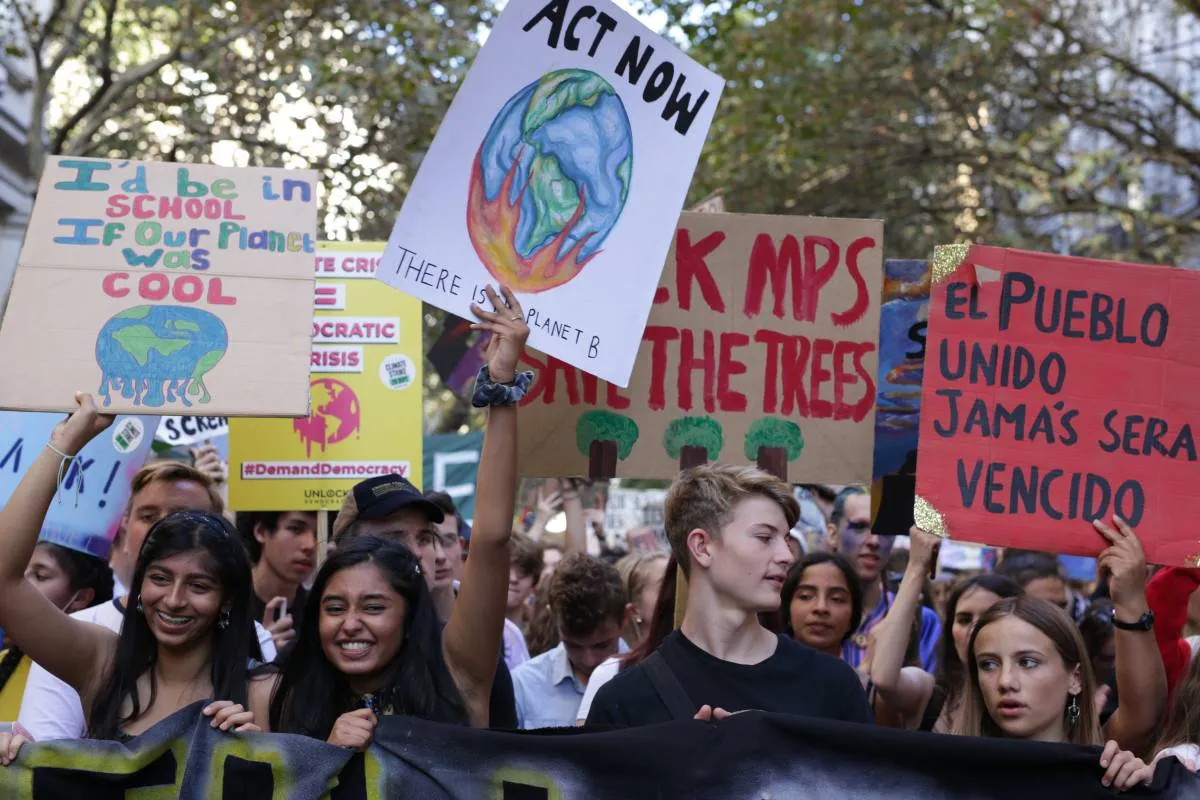 Climate-strike-protesters-1200x800-1.jpg