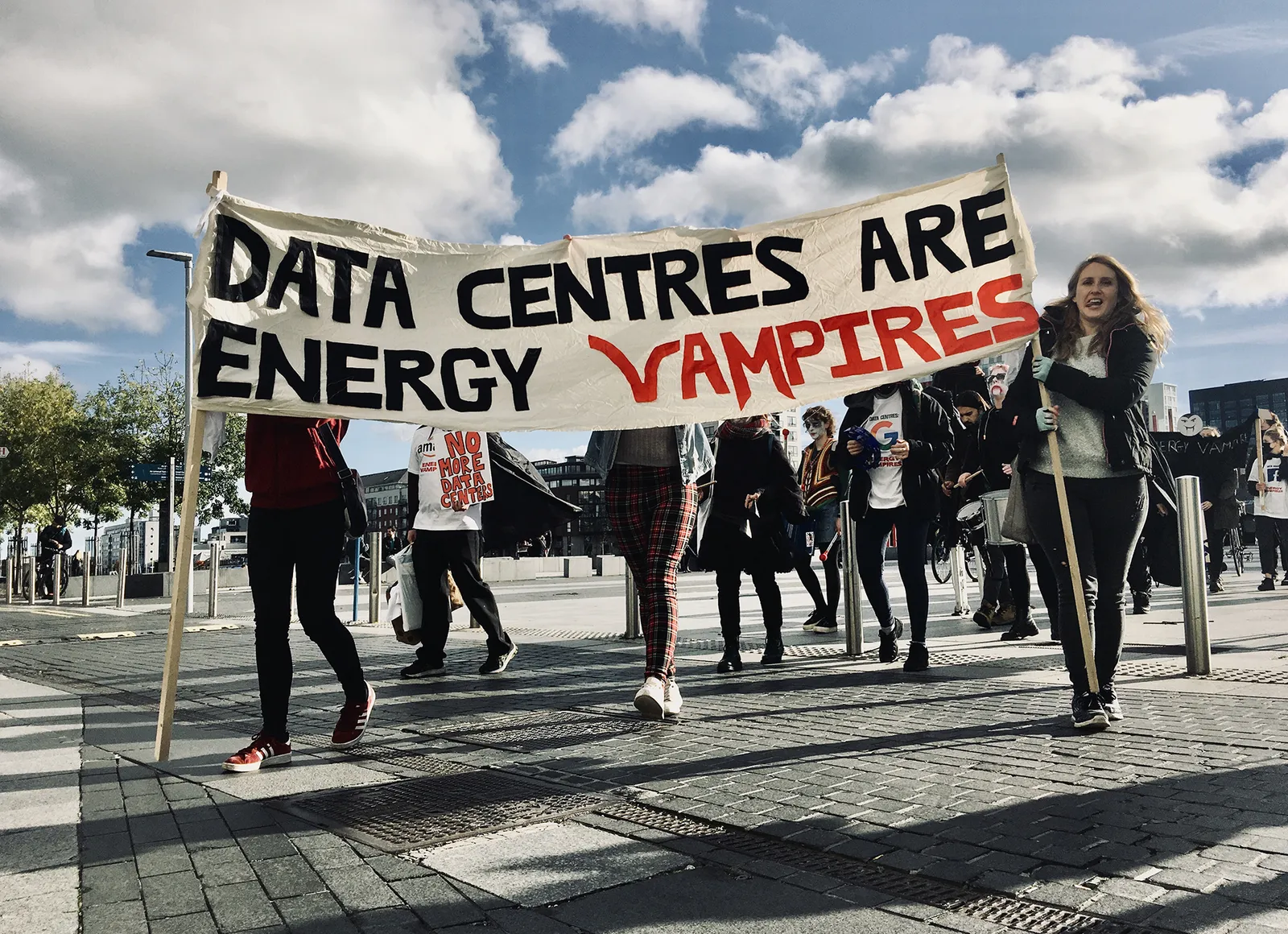 How to Stop a Data Centre: Tools for Community Resistance - Commons Library