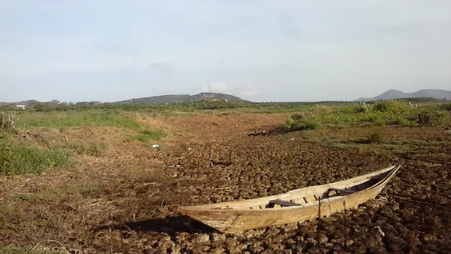 Dry_land_in_Ceará.jpg