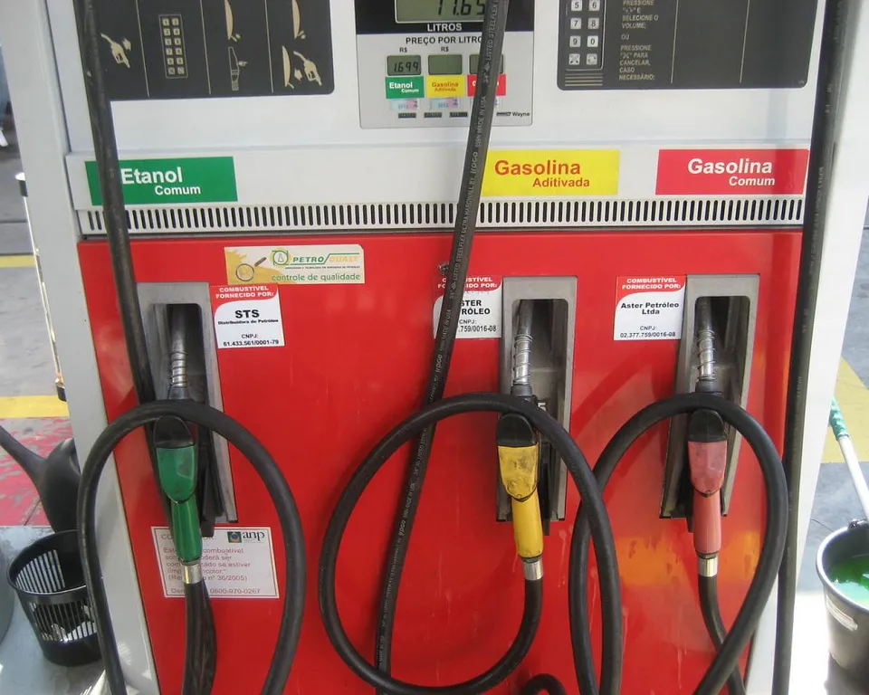 Fuel pump - Photo credit: Harry Wood